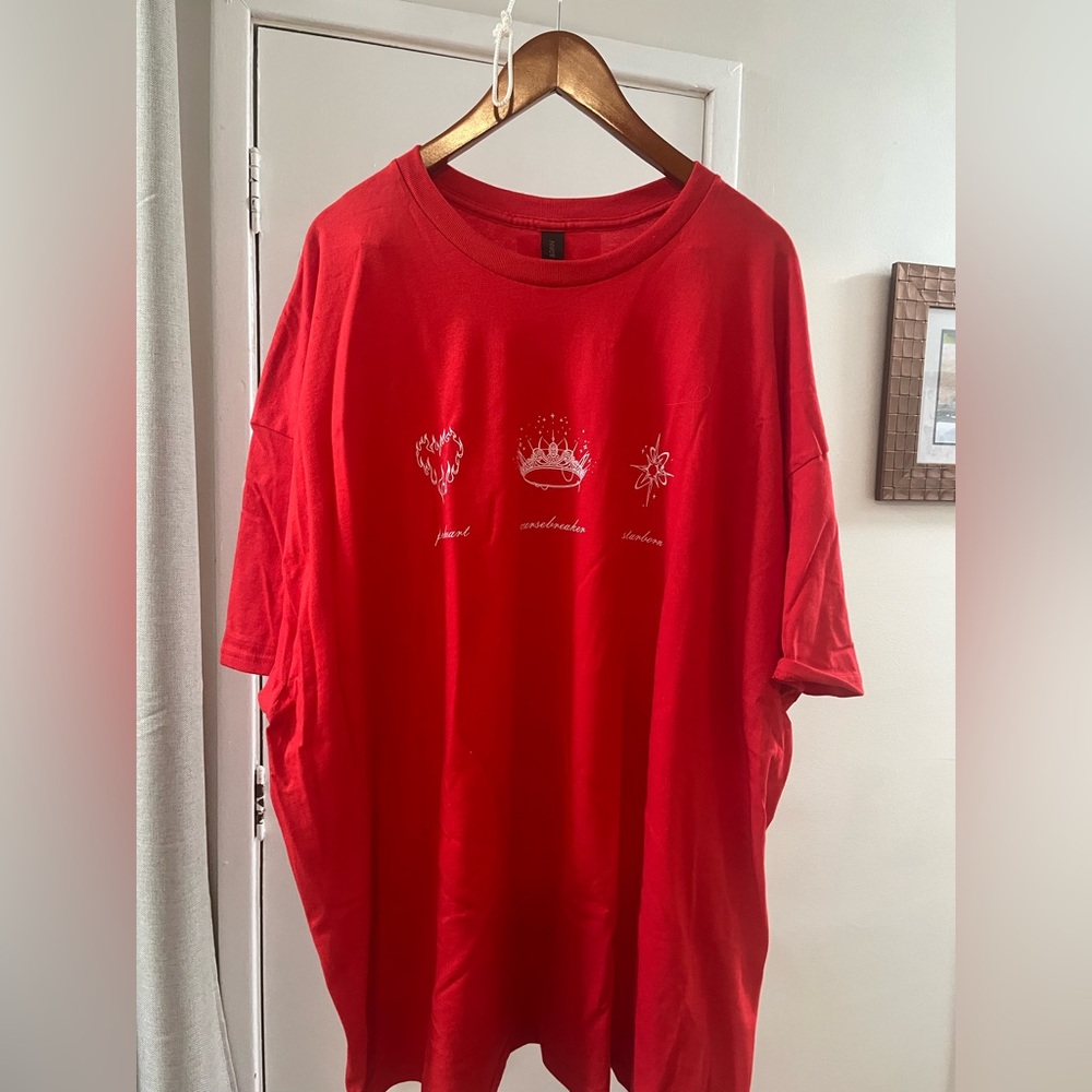 Gildan Heavy Cotton Red T-Shirt
